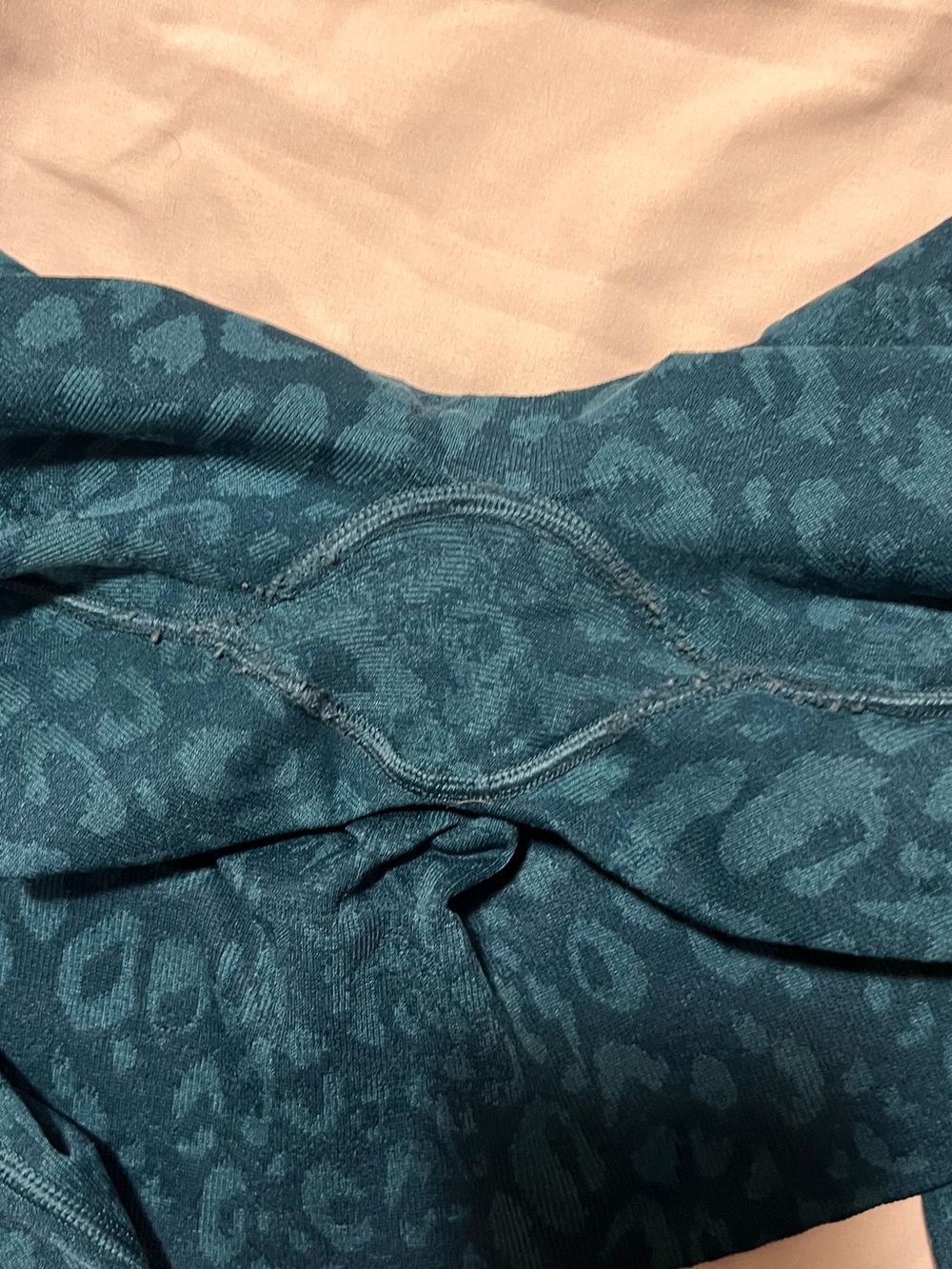 Gymshark Teal Animal-Print Seamless Leggings - Picture 3 of 4